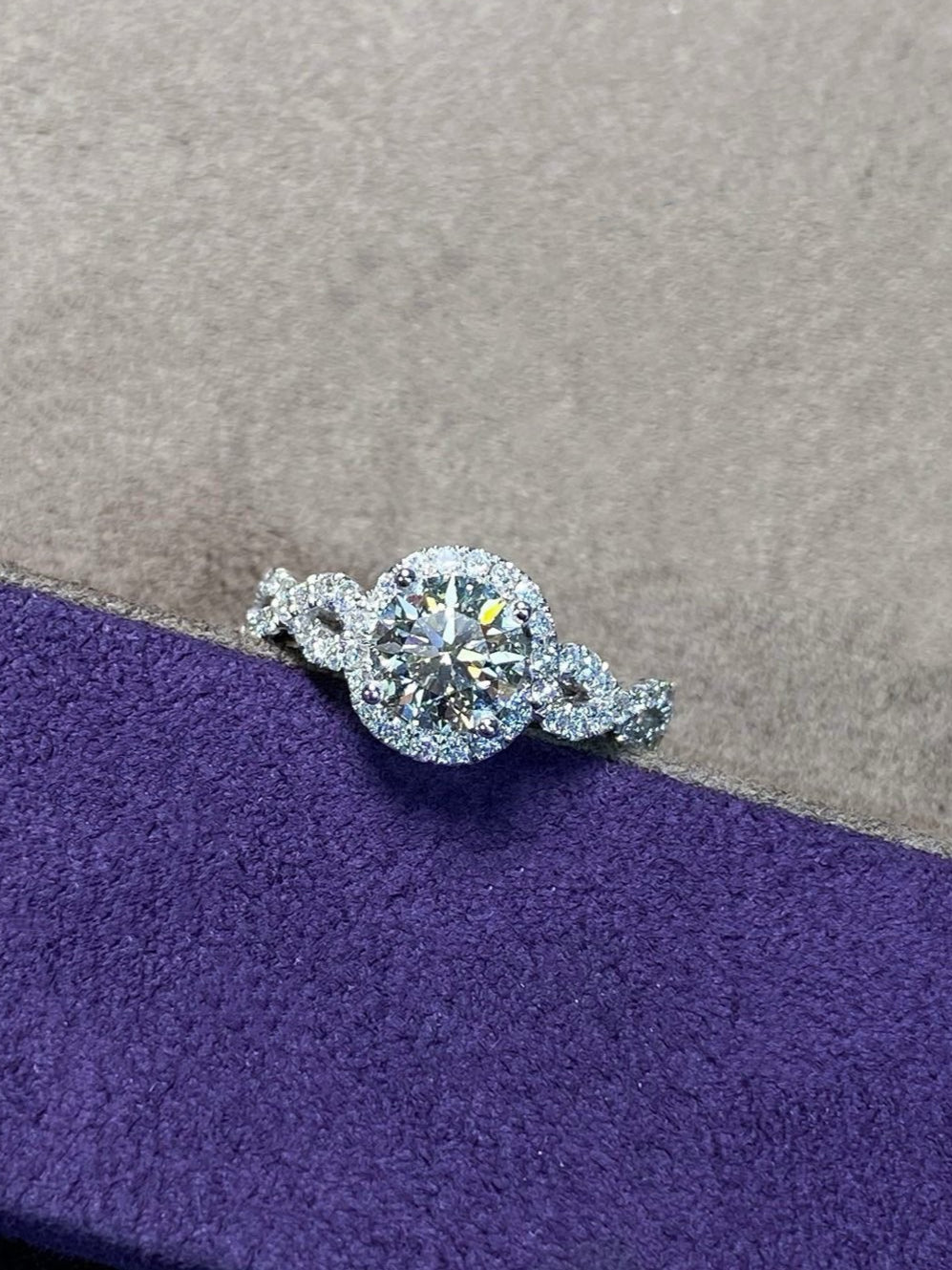 Twist Band Halo Ring