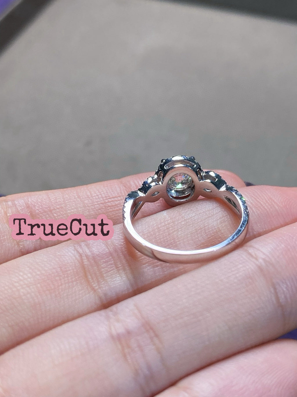 Twist Band Halo Ring