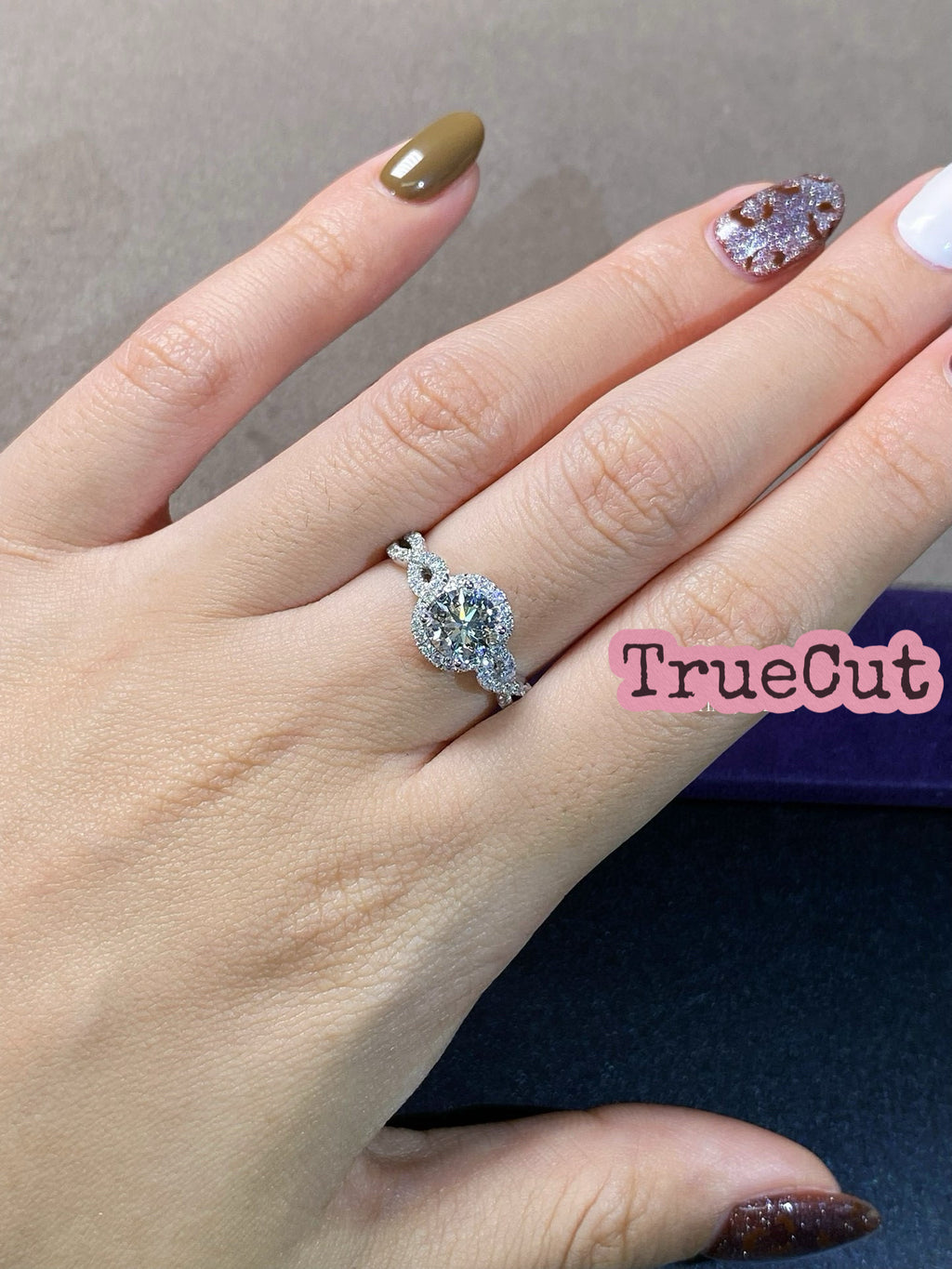 Twist Band Halo Ring