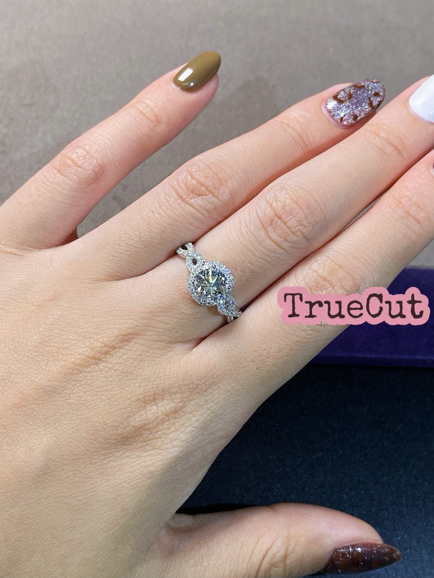 Twist Band Halo Ring