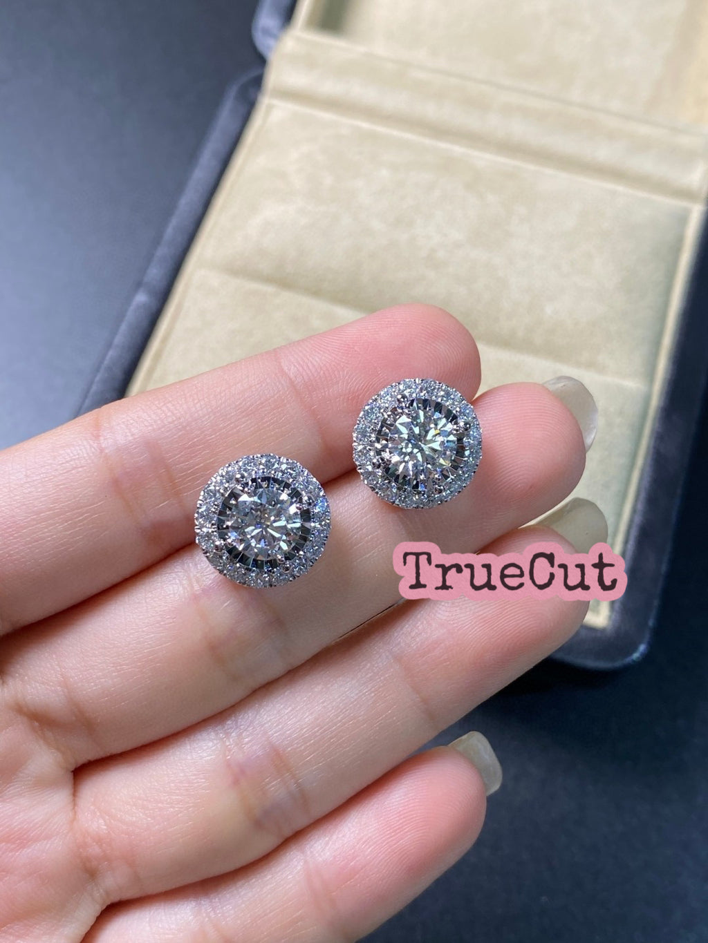 Round Halo Diamond Stud Earrings
