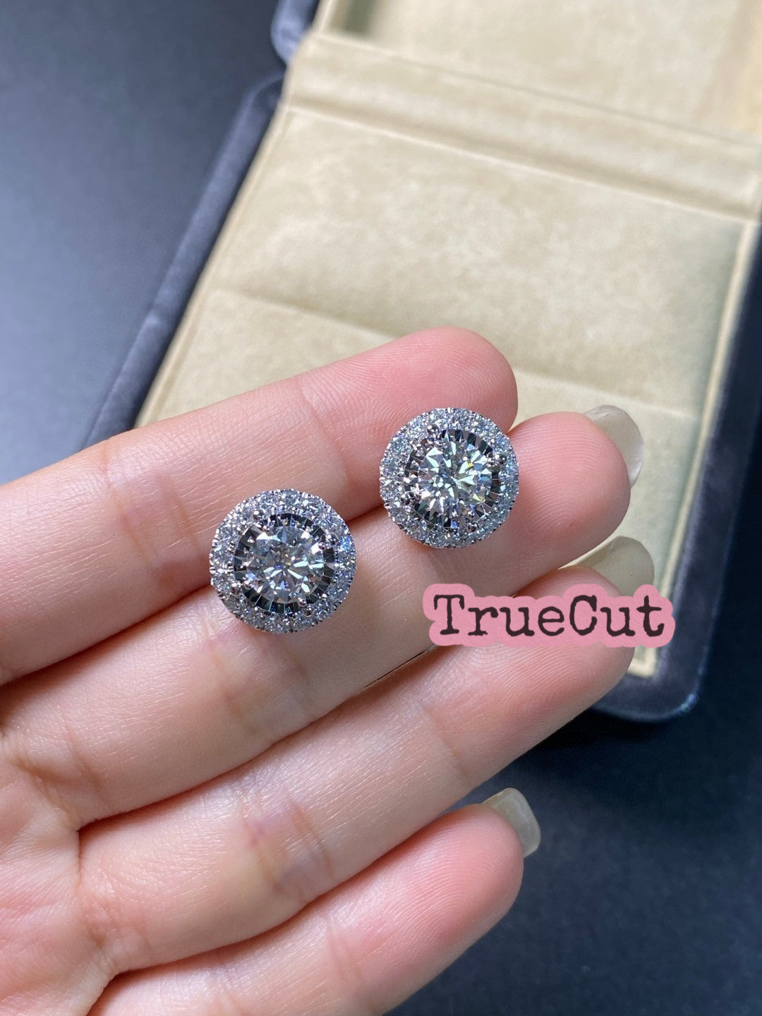 Round Halo Diamond Stud Earrings