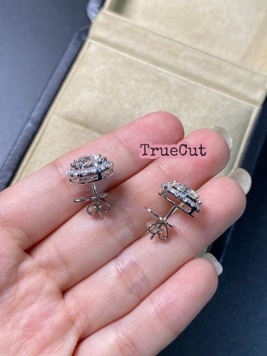 Round Halo Diamond Stud Earrings