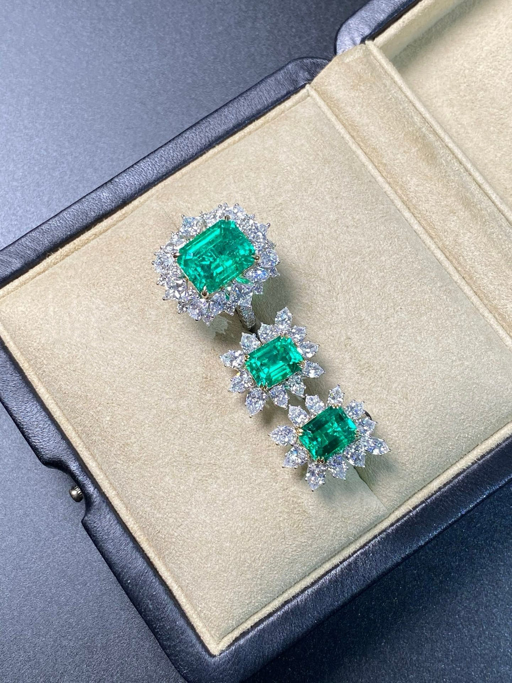 Emerald Radiance Set