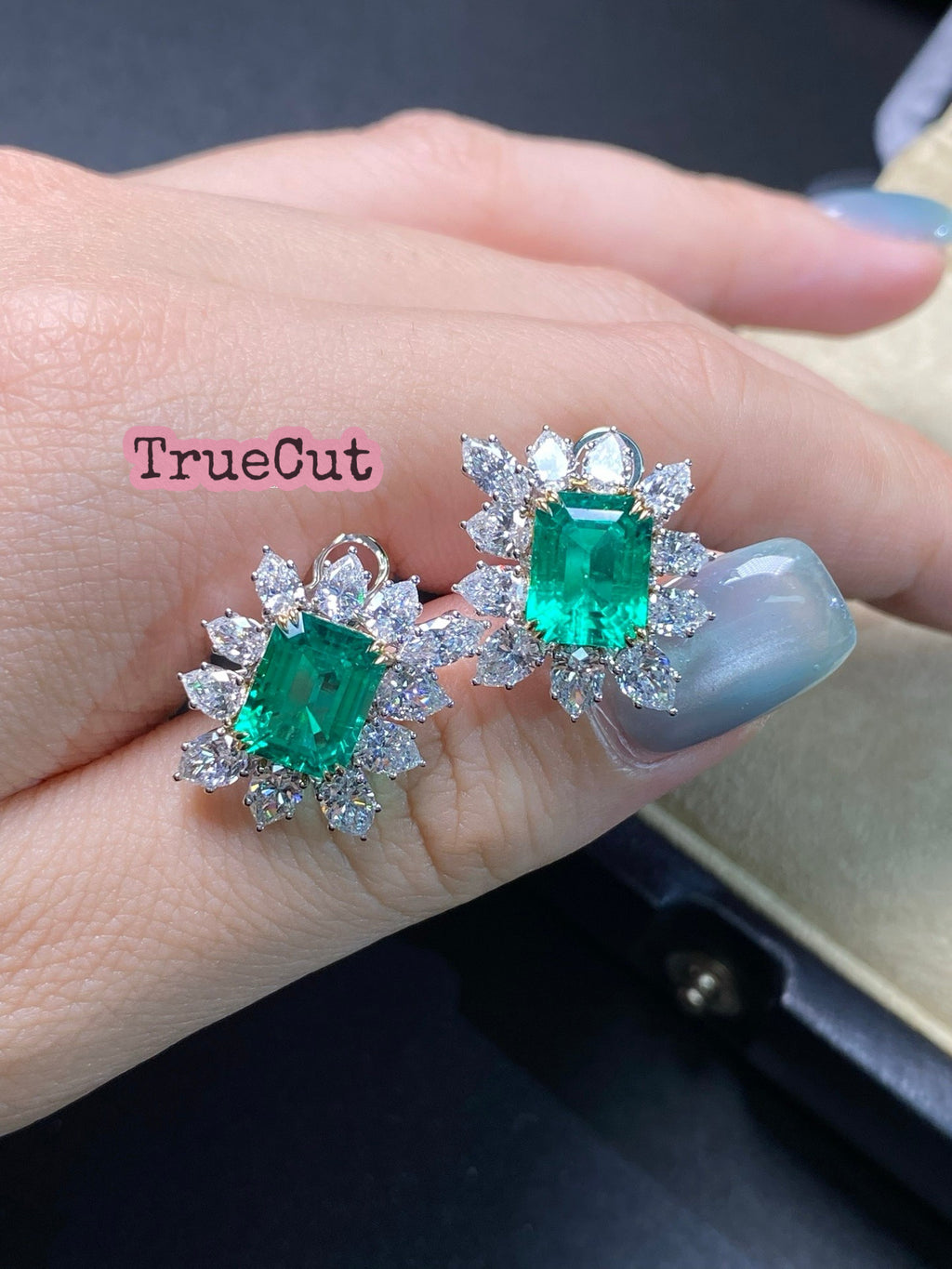 Emerald Radiance Set