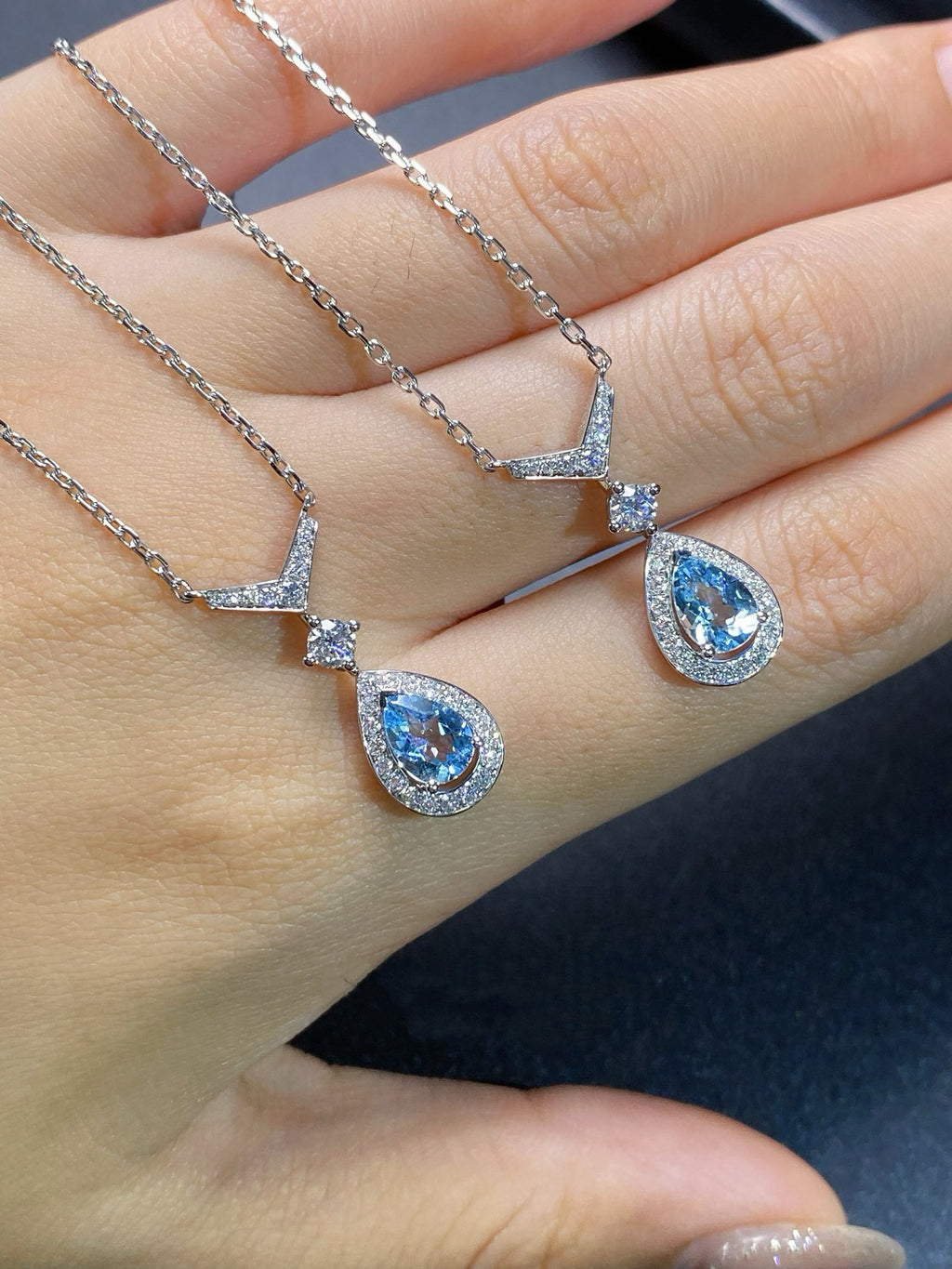 Ocean Tear Aquamarine Halo Pendant