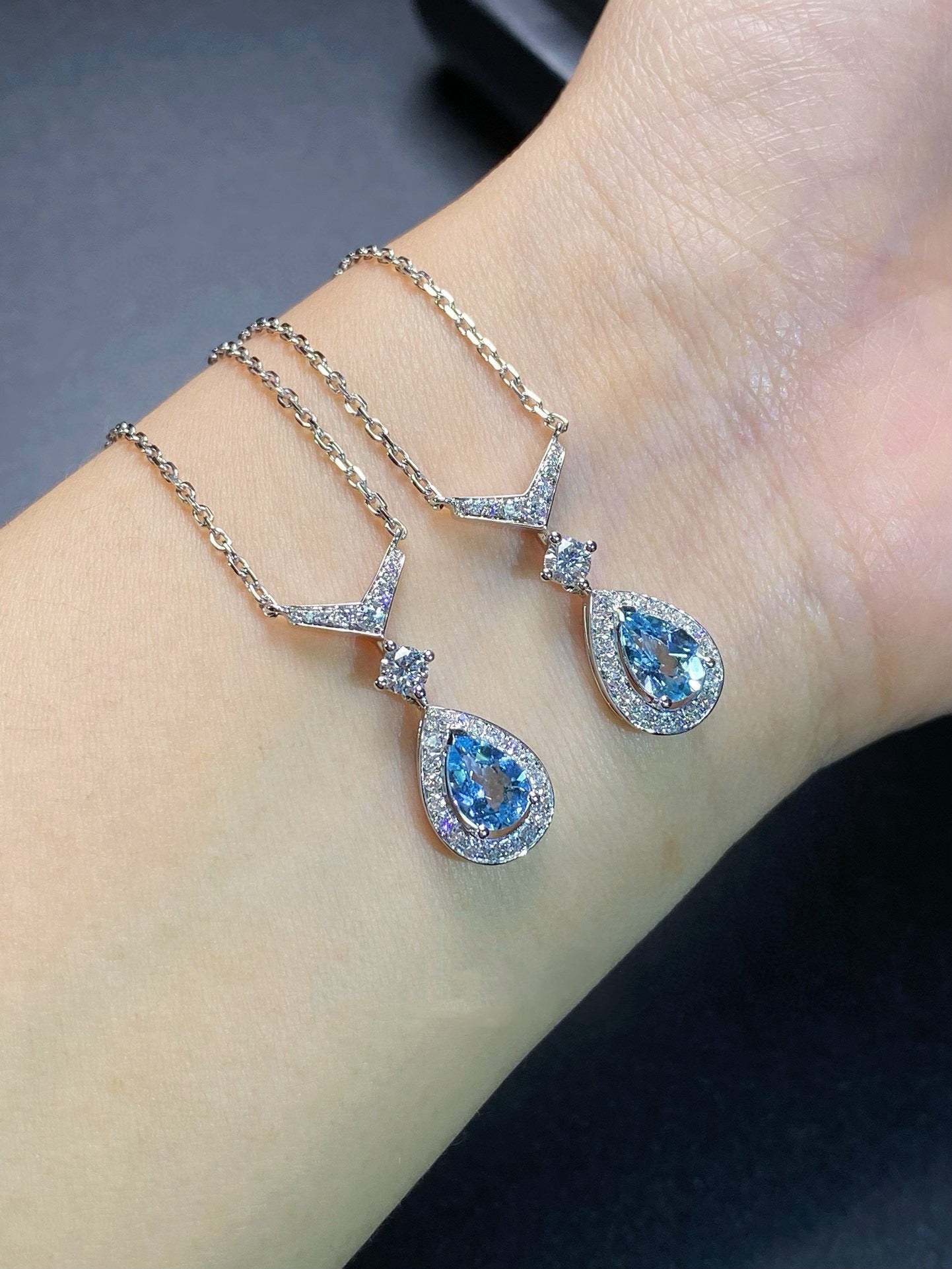 Ocean Tear Aquamarine Halo Pendant