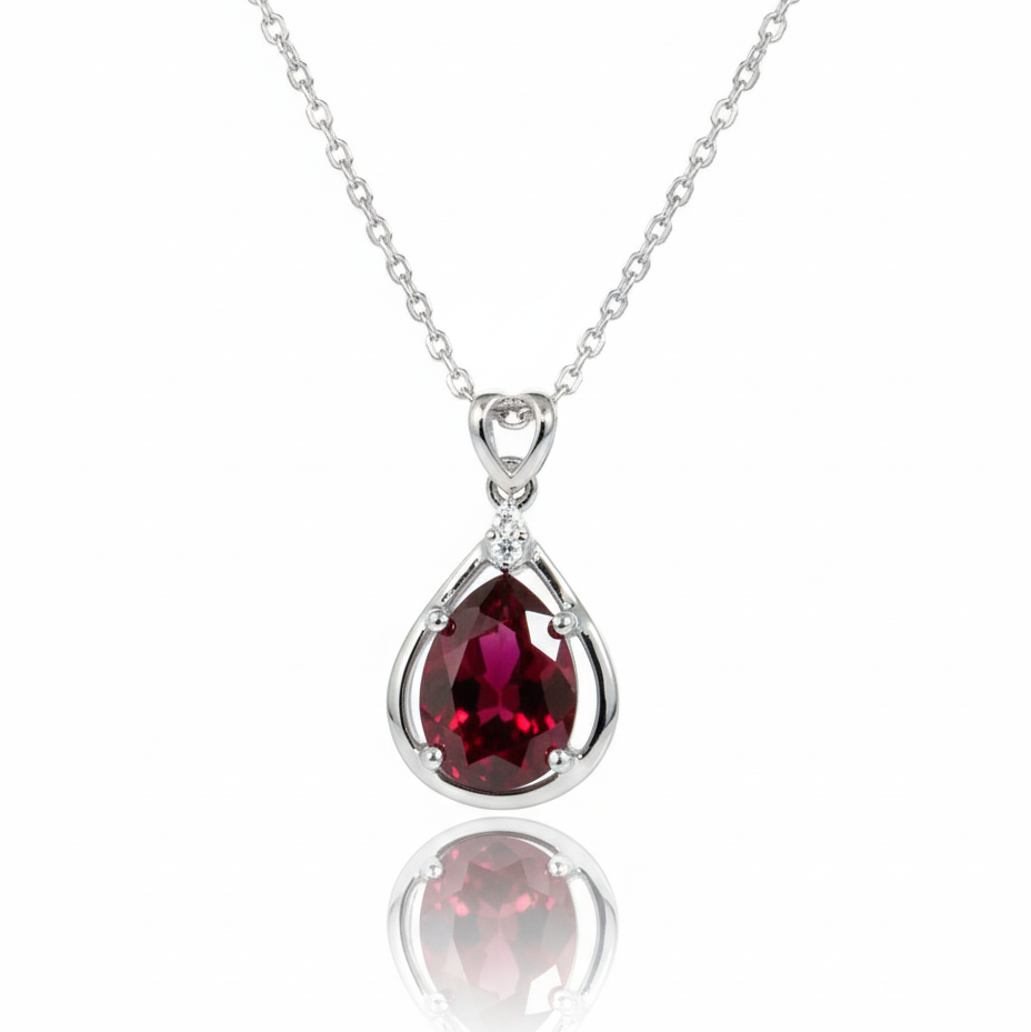 Eterna Garnet Diamond Set