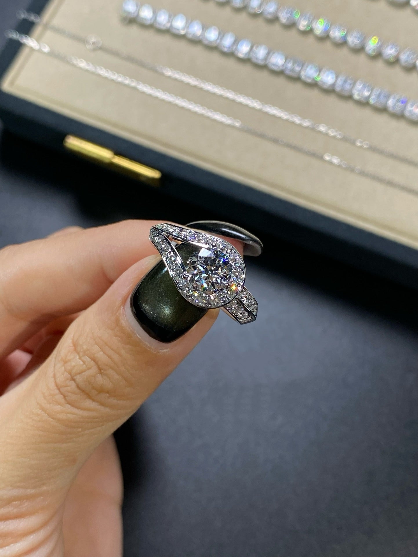 1ct Buckle All Diamond Ring