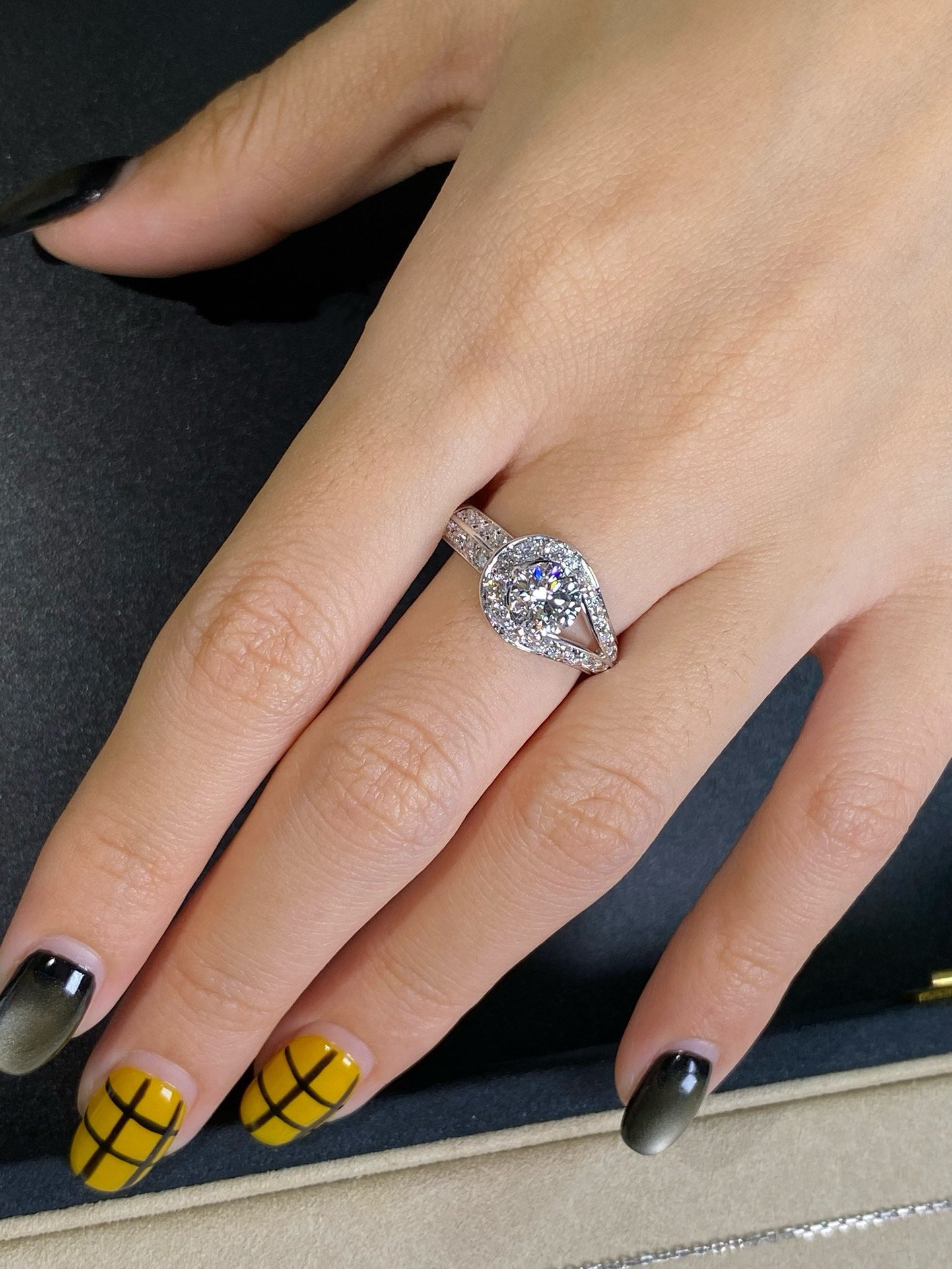 1ct Buckle All Diamond Ring
